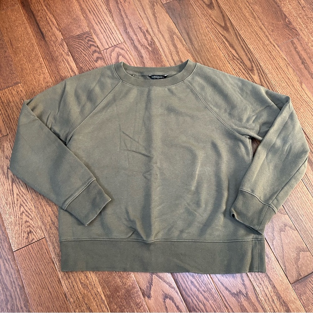 Banana Republic Olive Green Khaki Cropped Crewneck Sweatshirt Size S